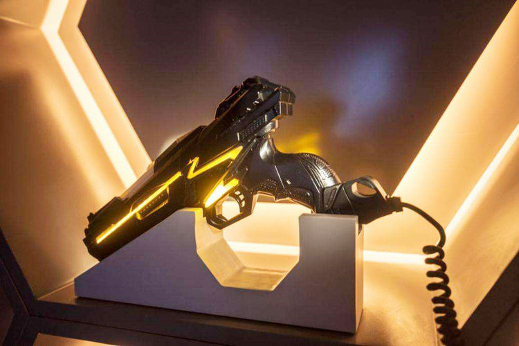 超距激光枪射击时无声无形800米外仍具杀伤力