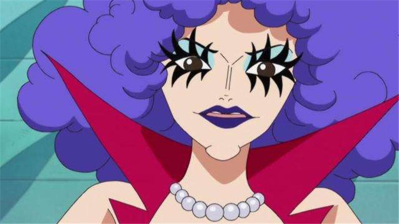 虽然伊万科夫丑了点,不过他的荷尔蒙果实超能力还是特别牛逼的,比如说