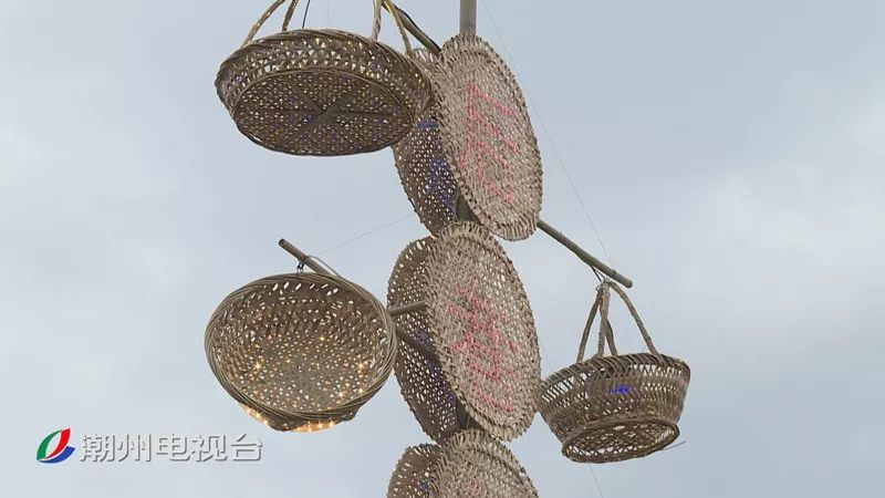 潮州浮洋镇竹器灯饰巧融合传统工艺焕光彩