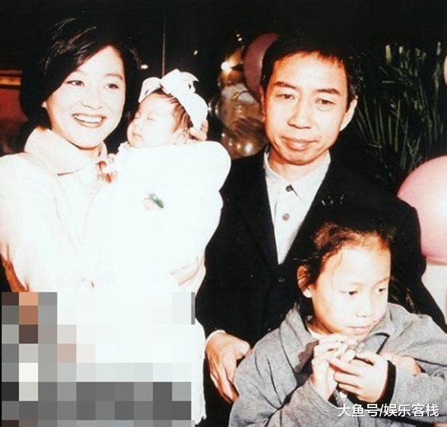 网传林青霞离婚, 娶了这样的女神还不珍惜, 她丈夫是什么来头