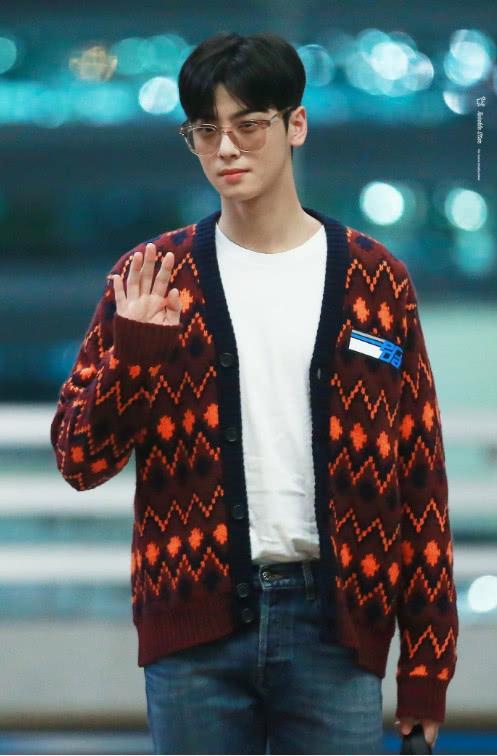 车银优真尴尬!183大高个居然穿成163既视感,只因搭错裤子