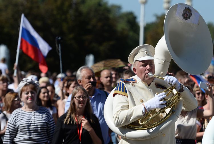 中国与俄罗斯关系如何?最大的敌人认识谁?只