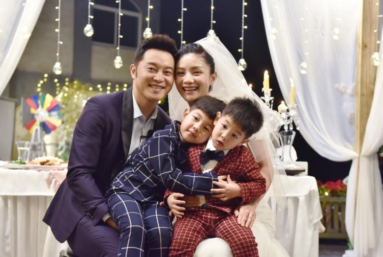 明星孩子的名字:包饺子,小糯米,吴所谓,却都输给了靳东的儿子