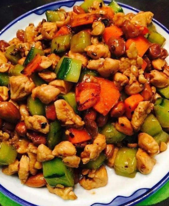 午餐老公给做了这几道家常菜,我带到公司,同事吃到停不下来!