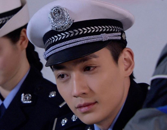 《天网行动》朱一龙撩妹,庞嘉谈地下恋挺刺激,小笼包集体变酸