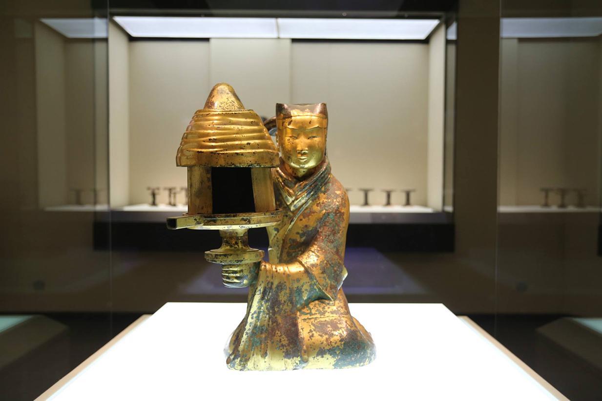 照明工具的发展史,趣谈古代的灯具|铜牛|灯盘|灯具_新浪新闻