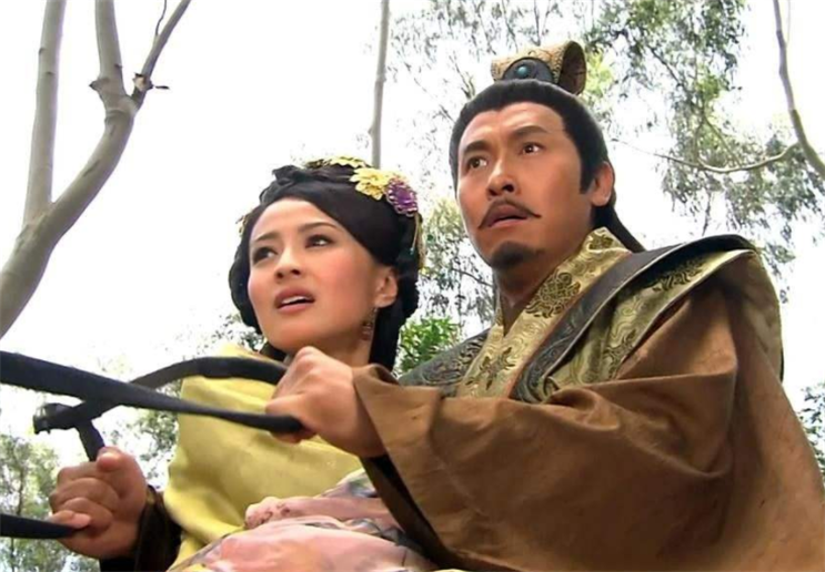 她是朱元璋最宠爱的妃子为朱元璋生了两个儿子性格相差很大