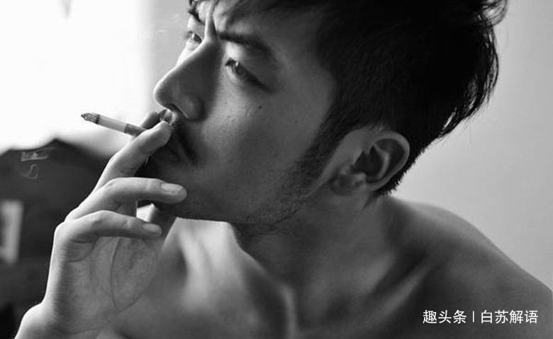 当我把孩子生下,被推出手术室的那一刻,我心凉了,家里的人呢?