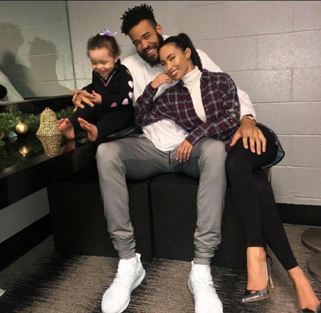 詹姆斯领衔nba球星齐晒圣诞全家福,科比家的画风真是与众不同!