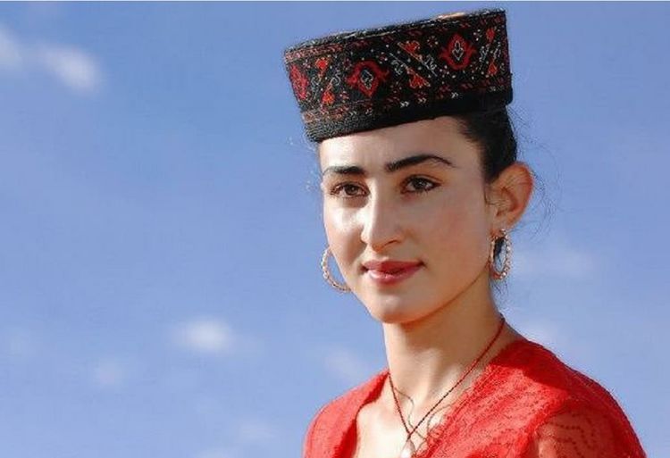 韩国人看中国新疆人长相