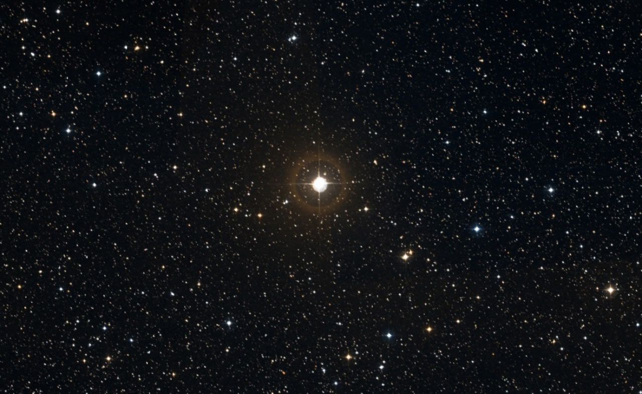 如果在比邻星b上看地球,能看到2015年的场景吗?