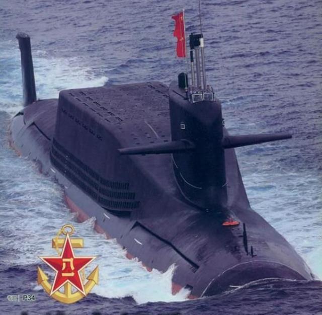 094核潜艇龟背藏12枚巨浪导弹,射程翻3倍 更厉害的在后面