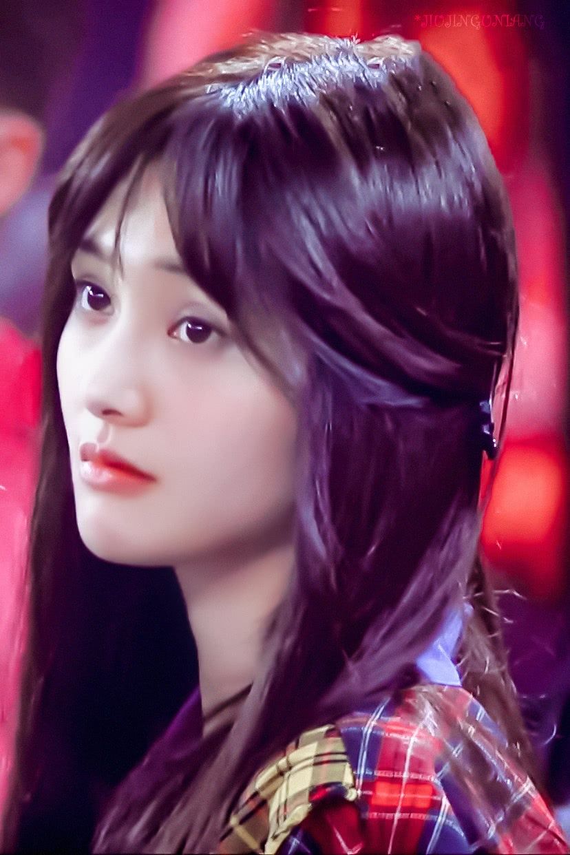 正文                        不知道大家最喜欢郑爽,她的哪一部作品