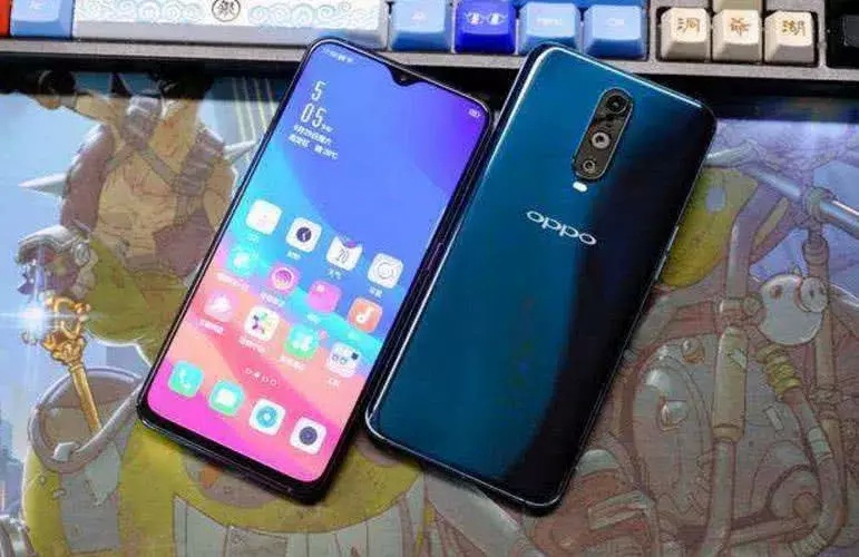 oppo r19外观曝光,屏下镜头到来,网友:这才是真正实力
