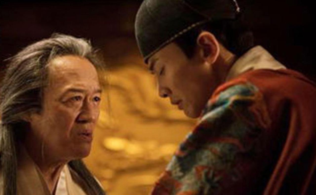 魏忠贤临死对崇祯说一番话,本能挽救明朝,崇祯只想杀他没听懂