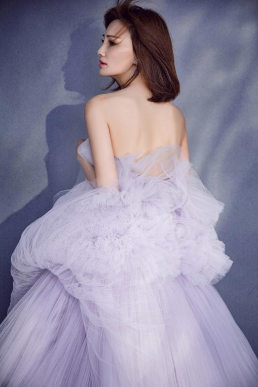 演员明莉为何能演赵宝刚大剧