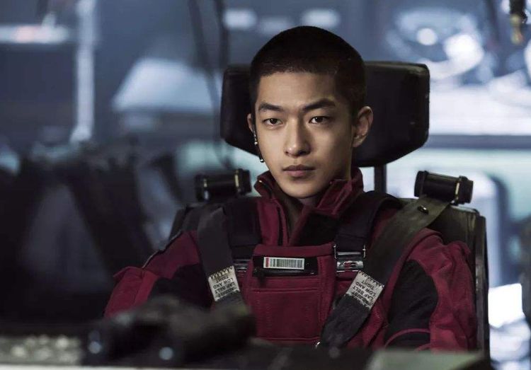 屈楚萧豆瓣账号黑料被扒三观不正性姐微博里的屈楚萧是怎么回事