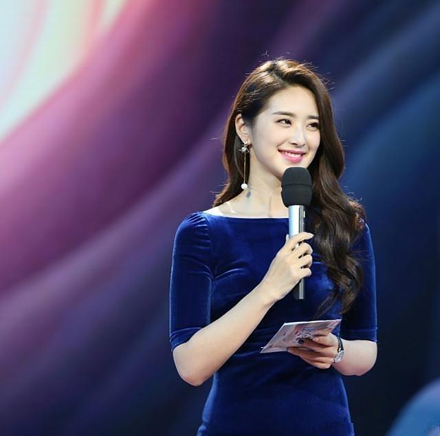 “天天四小花”之一的她是湖南卫视最美主持，结婚生子却不为人知|刘烨|湖南卫视|结婚生子_新浪新闻