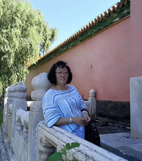 香港美术家协会会员刘清——载馨载馥 匠心独具