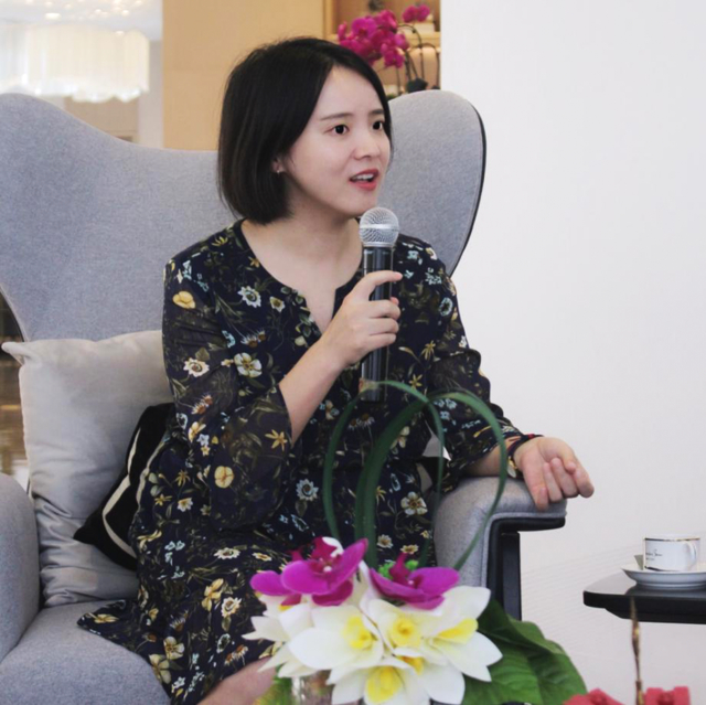 对此,凤凰网房产武汉站副主编朱元琼认为,应以前瞻性的眼光来看城市及