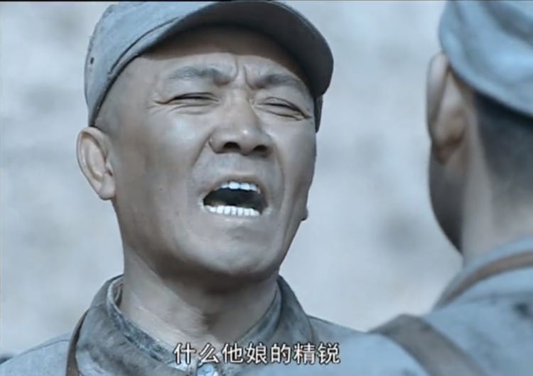 新老亮剑李云龙老子打的就是精锐一个信心十足另一个飘了