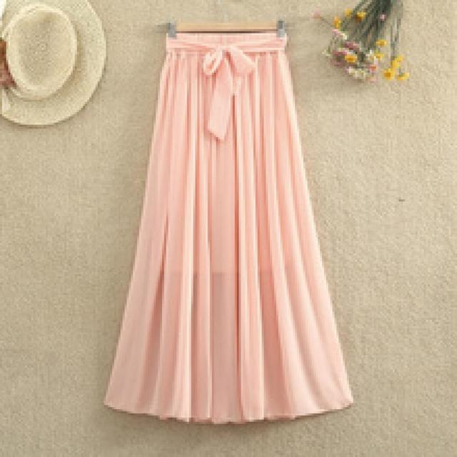 心理测试:选一条裙子,测你9月份甚么运最好?