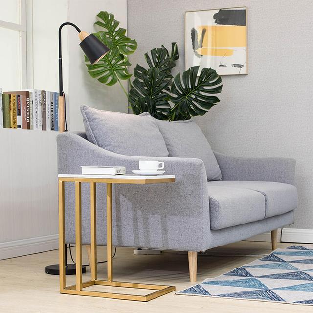 小客厅空间小家具进行巧妙的搭配,节省空间,生活变得更加的方便