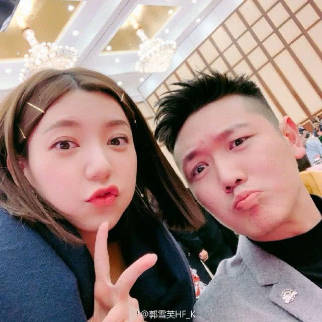 郭雪芙晒 《火星情报局》杀青宴 与汪涵沈梦辰等开心合照