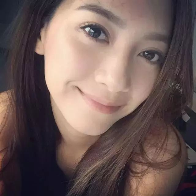 25岁女星圣诞节晒与千语bb合照获激赞|圣诞节|陈嘉莉|林峰_新浪新闻