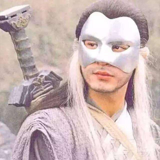 古天乐版本的,由于tvb 要节省成本,用了铁皮.