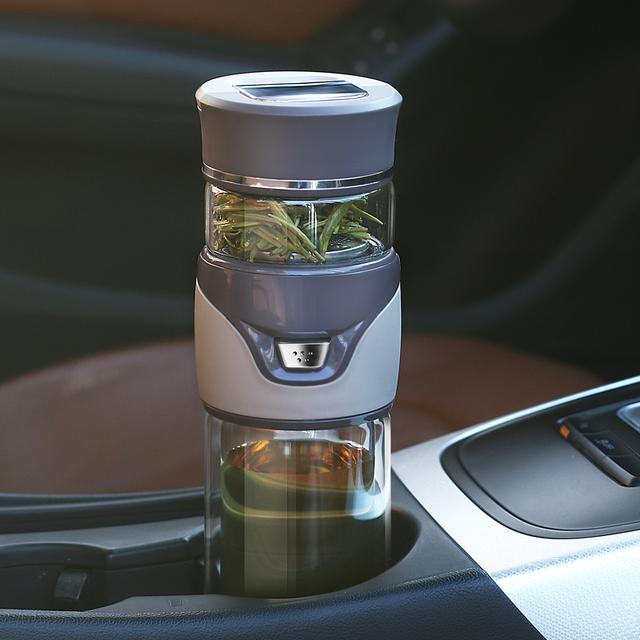 保温杯过时了,现在都用茶水分离杯,浓淡自由掌握,随时喝好茶