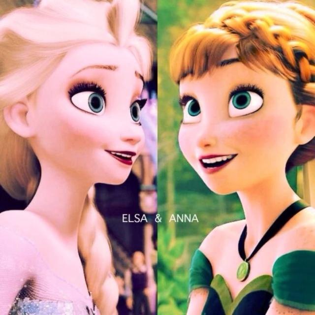 但是后来在重新投入冰雪女王的制作时,编剧组的人建议将艾莎设置成