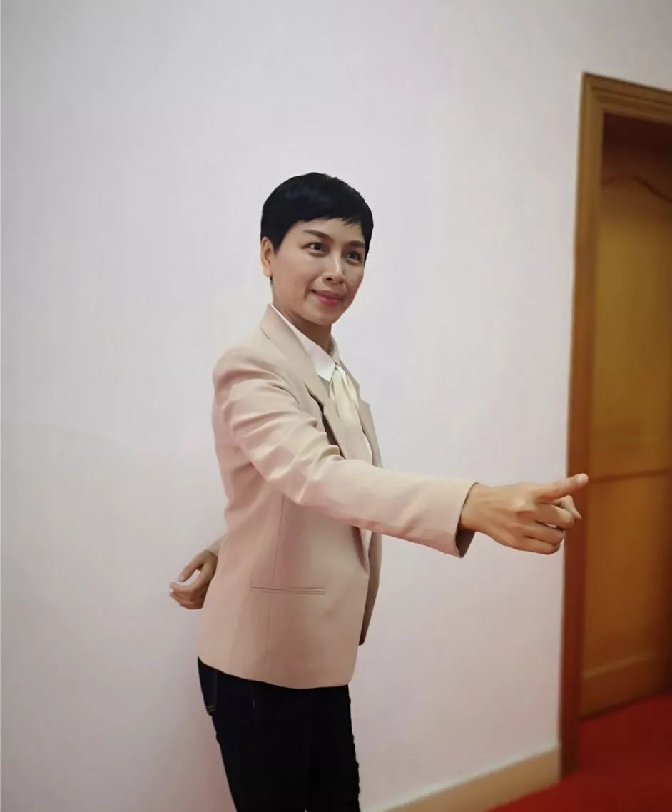 曾经以为潮剧女小生林燕云疼爱的是陆游,没想到是这个