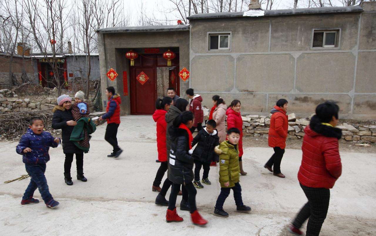 农村人串门很正常但这四种行为最好不要有不然会被人嫌弃