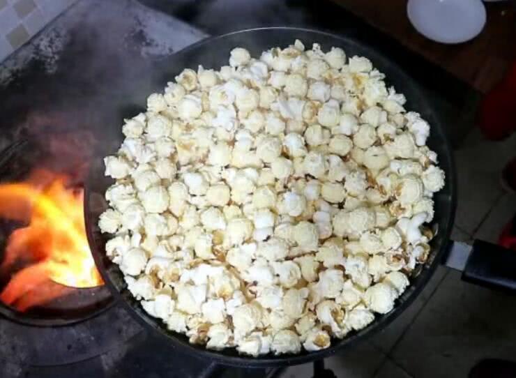 外面卖20元的爆米花,在家2块钱就能做一大锅,做法简单超好吃