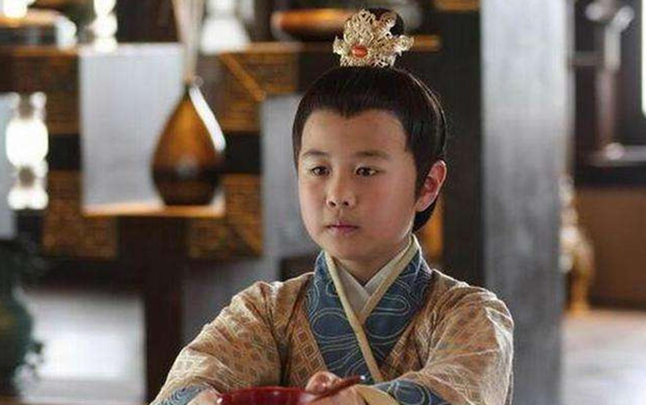 三岁就当神童考取进士,为官生涯长达几十年,为何一直不受重用!