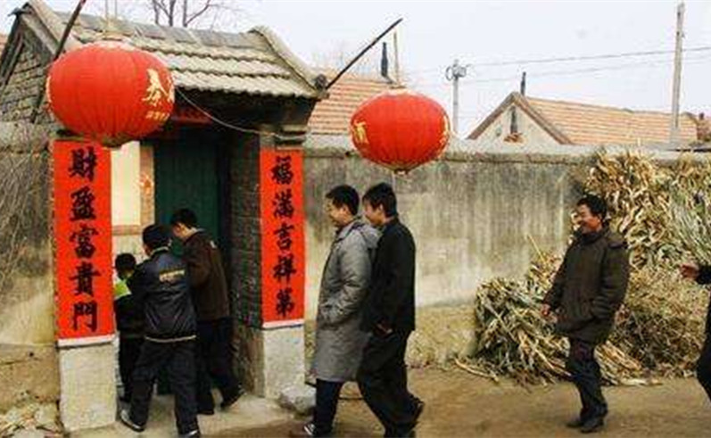 在农村为什么现在农民走亲戚时能留下来吃饭的人不多了