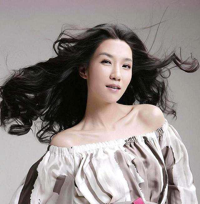 "小包总"杨烁与女子两年无果,因爱生恨将其曝光|杨烁|王黎雯|截图