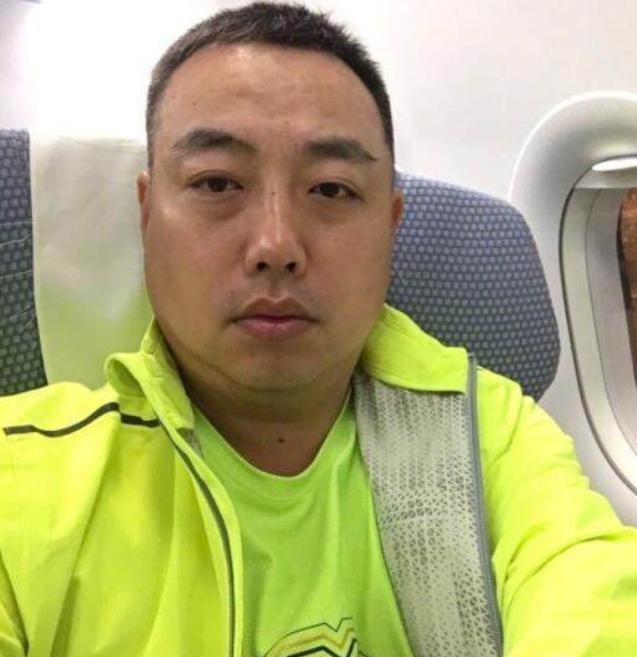 刘国梁又胖了央视名记曝光刘国梁上任前照片与现在比判若两人