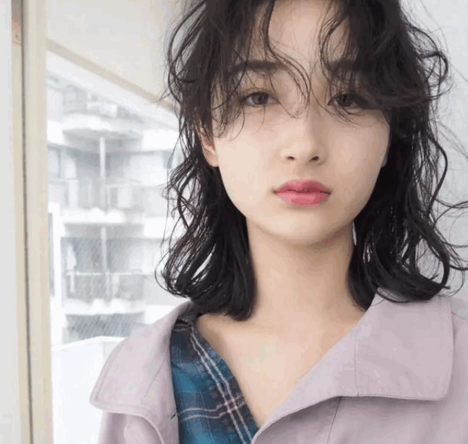 今年最最最流行的泰迪小卷毛,你敢不敢尝试?超适合大方脸!