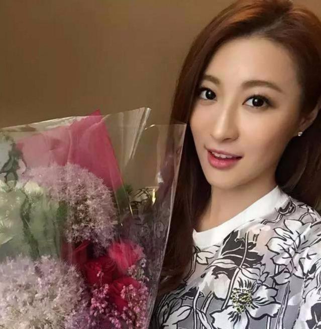 林峰妹妹被大15岁的30亿富商老公宠成公主,但婚后却被说"变态