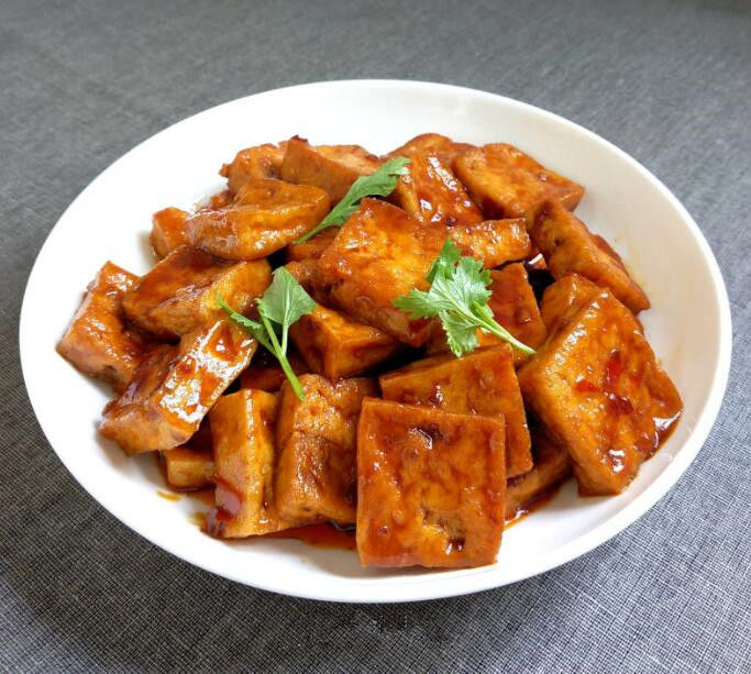 可口美味的家常菜,食材简单营养下饭,喜欢的可以试试,挺简单的