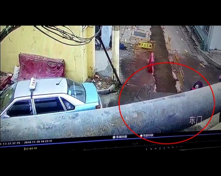 万幸!济南一女司机撞倒3岁孩子,跑了!万幸孩子没事!