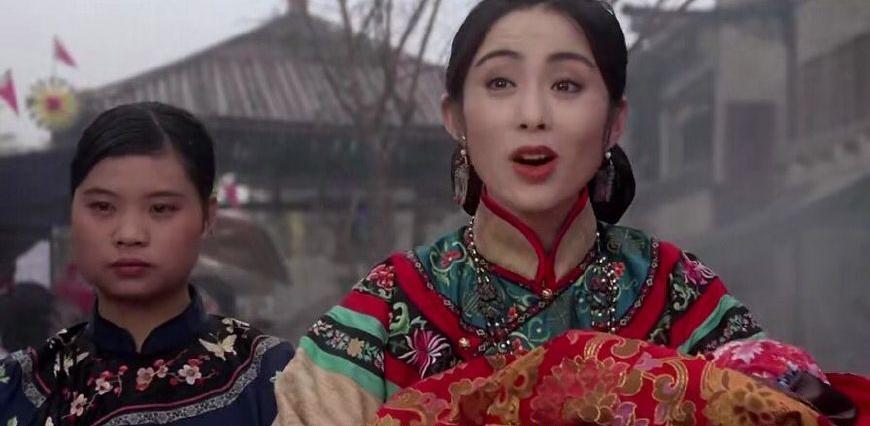 九品芝麻官包龙星身边四位貌美如花的女子你最喜欢哪一位