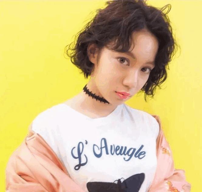 而且微妙的卷度不但与欧巴桑