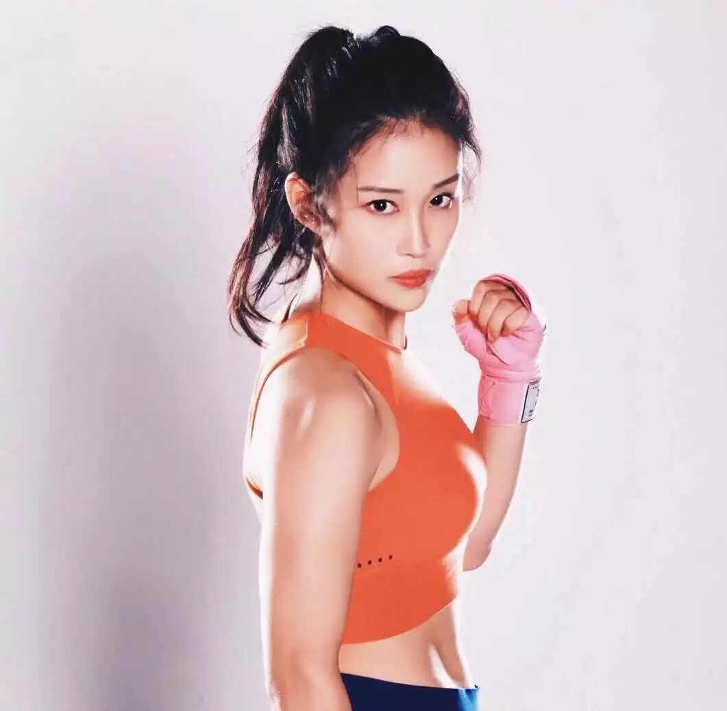 明日武林风举牌女郎上台打比赛?真相令所有人都误会了!