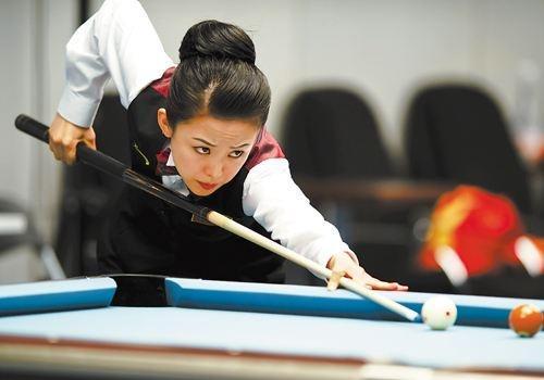 被赞台球天后,天使面孔,如今37岁还未婚,自称:着急