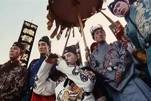 明朝太监为什么权力这么大？这些太监难道不会造反吗？|太监|朱元璋|皇帝_新浪新闻