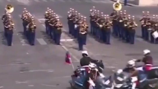 8人变队形民族舞《沂蒙颂》