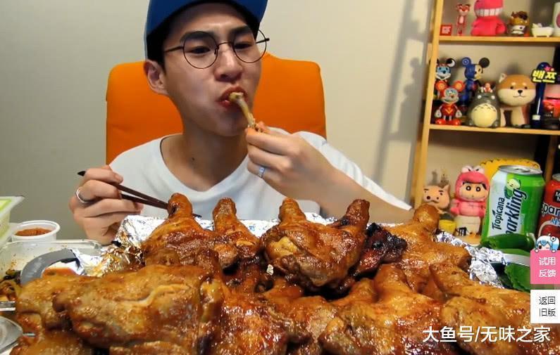 大胃王奔驰小哥吃大盘烤鸡腿, 网友: 这么能吃和会吃也只有他了吧